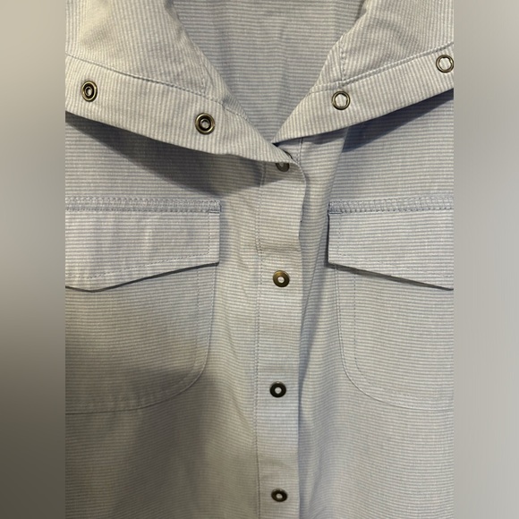 Duluth Trading Womens Sol Survivor Jacket L Snap Tech Vented Roll Tab Sleeve - Picture 3 of 6